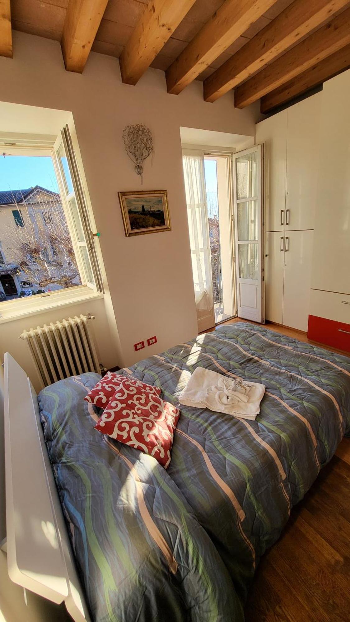 Bed and Breakfast Balconi San Giorgio Varenna Zimmer foto